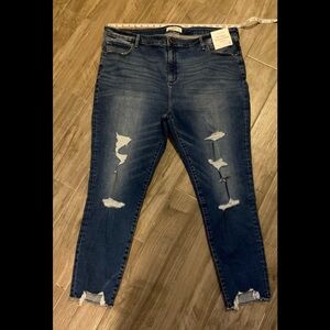 Abercrombie & Fitch distressed women’s jeans